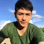 Người chơi Thành Lê